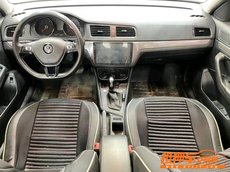 济宁18年大众朗逸5