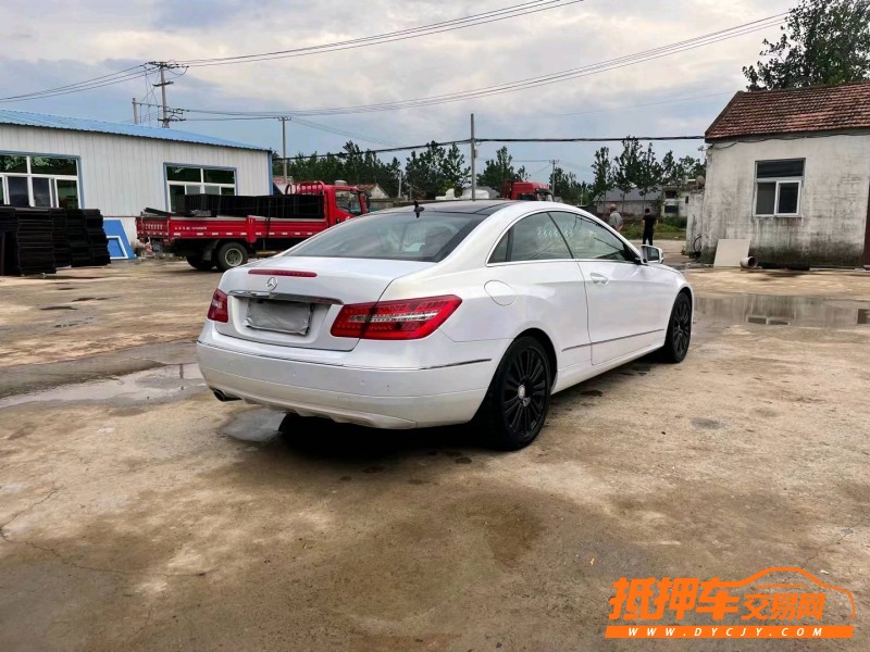 徐州13年奔驰E8