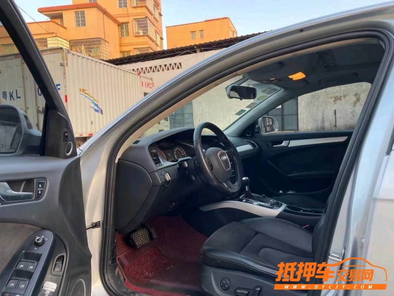 廣州12年奧迪A4L4