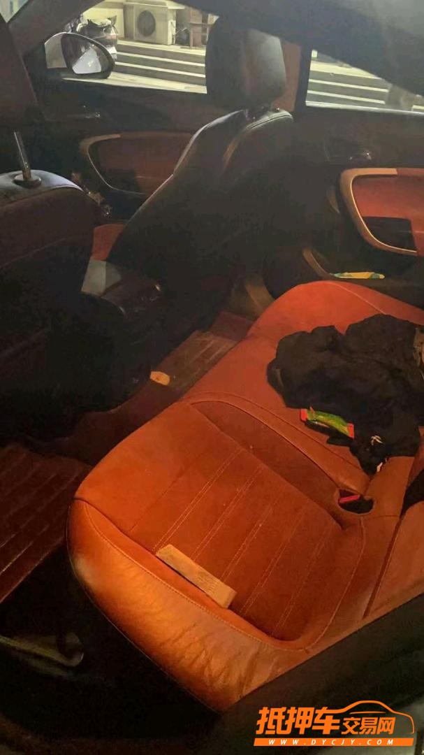 青岛15年别克君威6