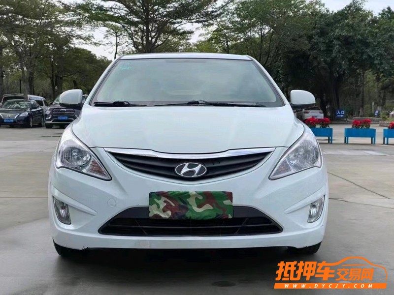 东莞13年现代瑞纳1