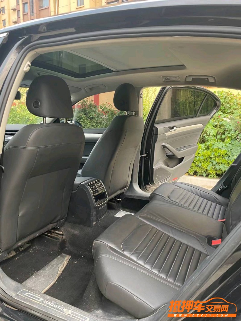 潍坊19年大众迈腾1