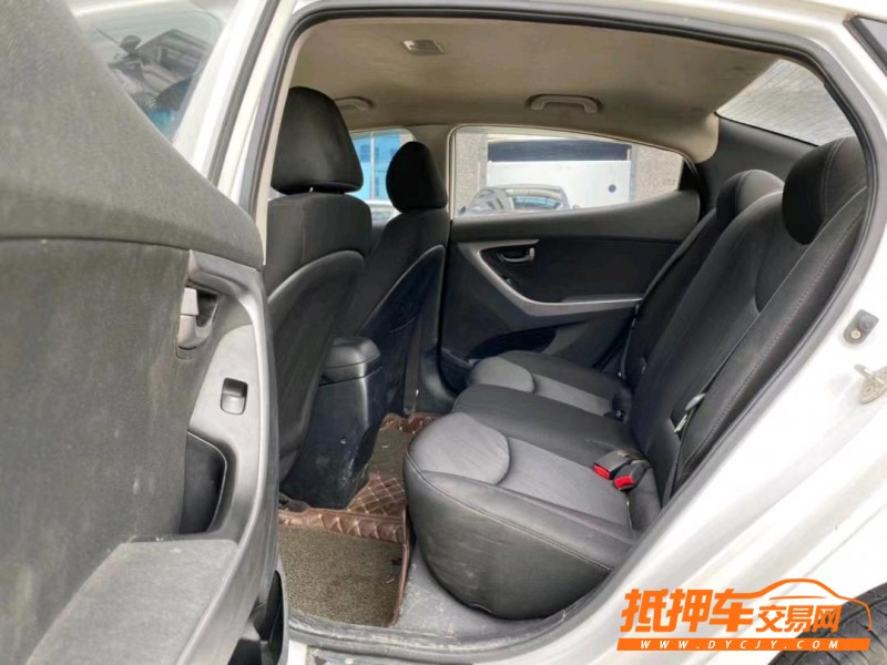 东莞17年现代朗动6