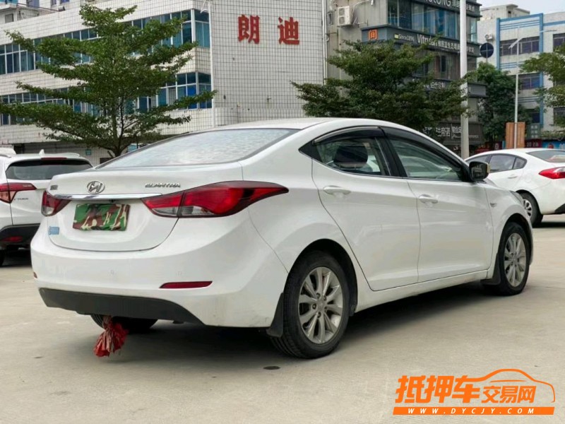 东莞17年现代朗动8