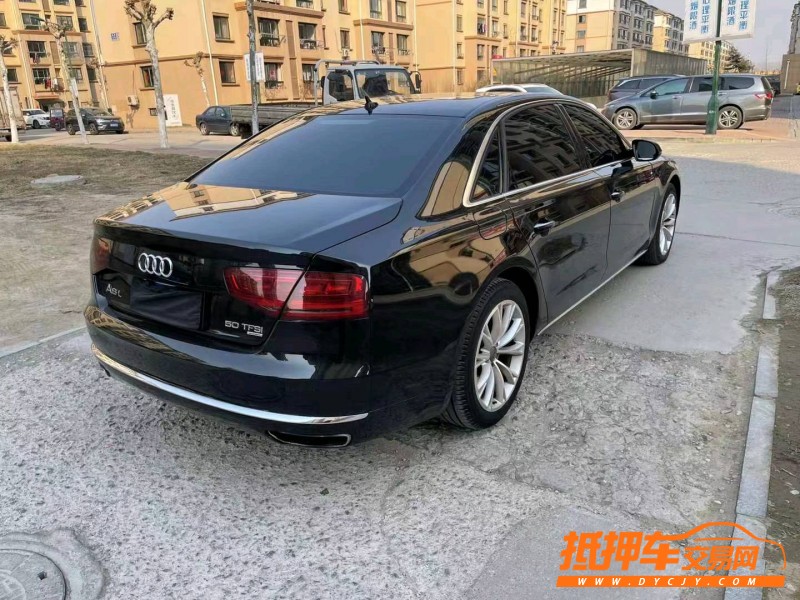 煙臺12年奧迪A8L5
