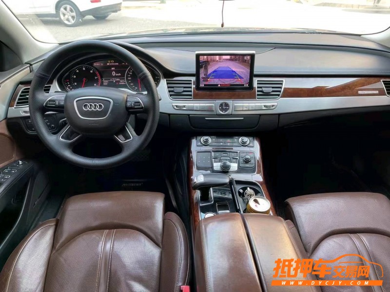 煙臺12年奧迪A8L3