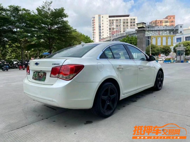 东莞12年雪佛兰科鲁兹8