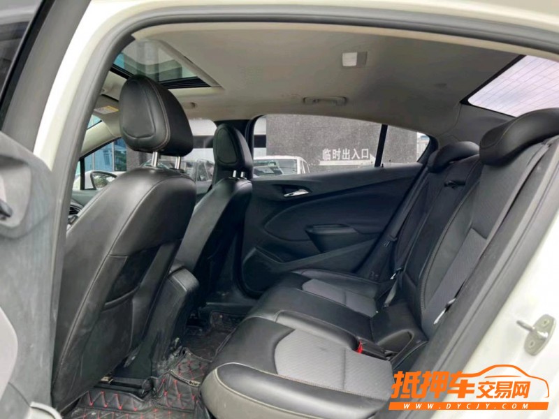 东莞17年丰田凯美瑞6