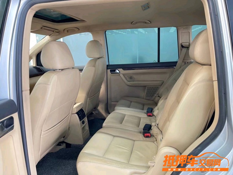 济宁11年大众途安6