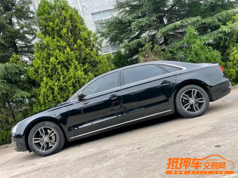 煙臺14年奧迪A8L3