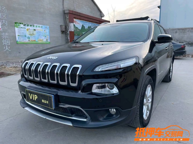 濰坊17年Jeep自由光7