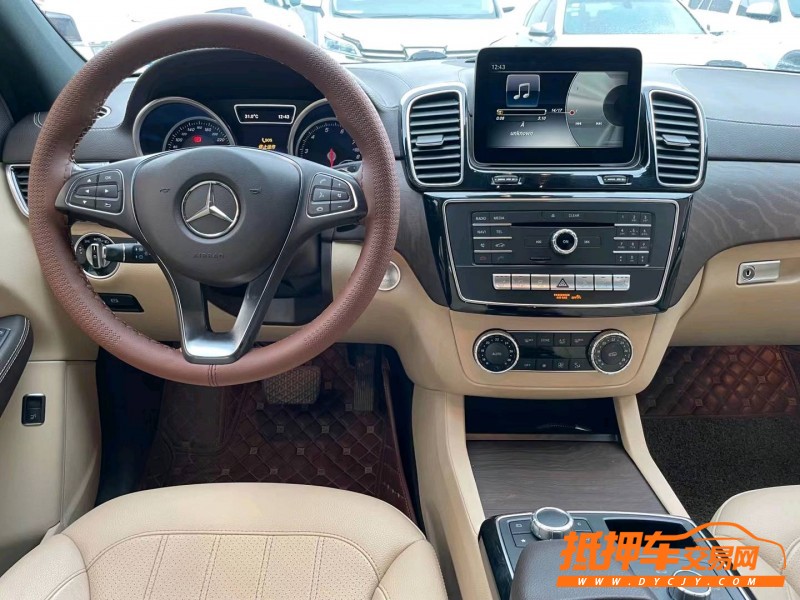 潍坊17年奔驰GLE5