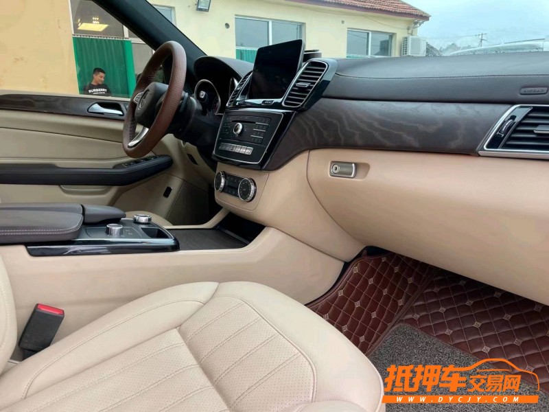 潍坊17年奔驰GLE7