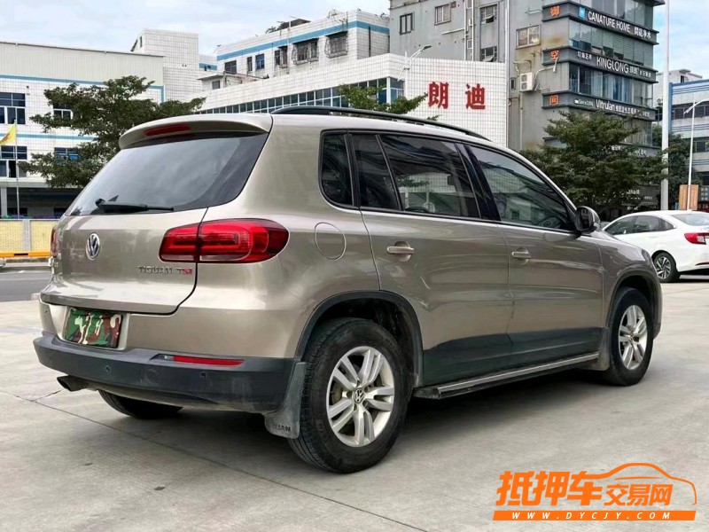 东莞15年大众途观8