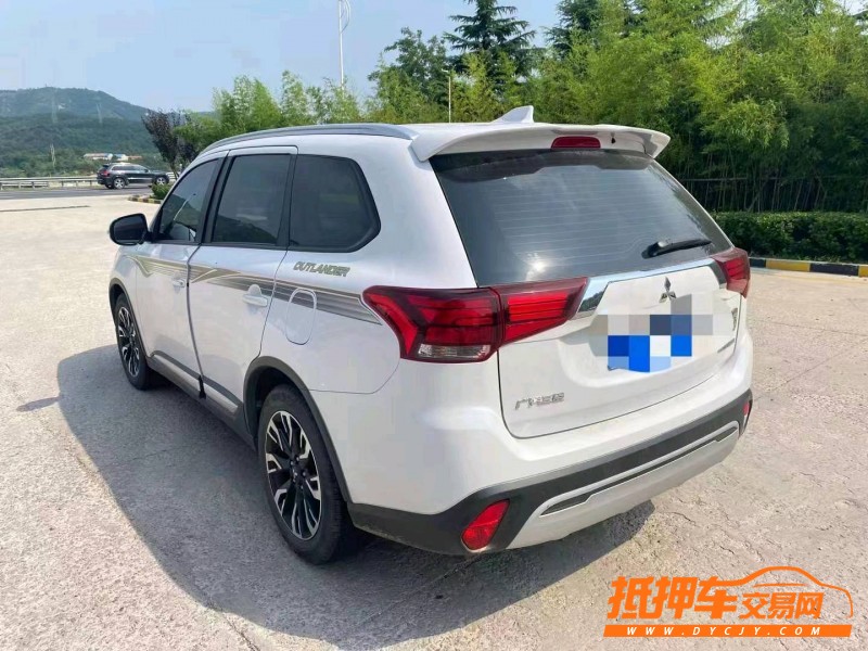 东营19年三菱欧蓝德5