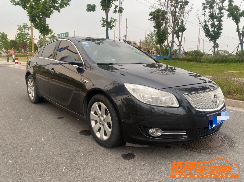 泰州12年别克君威2