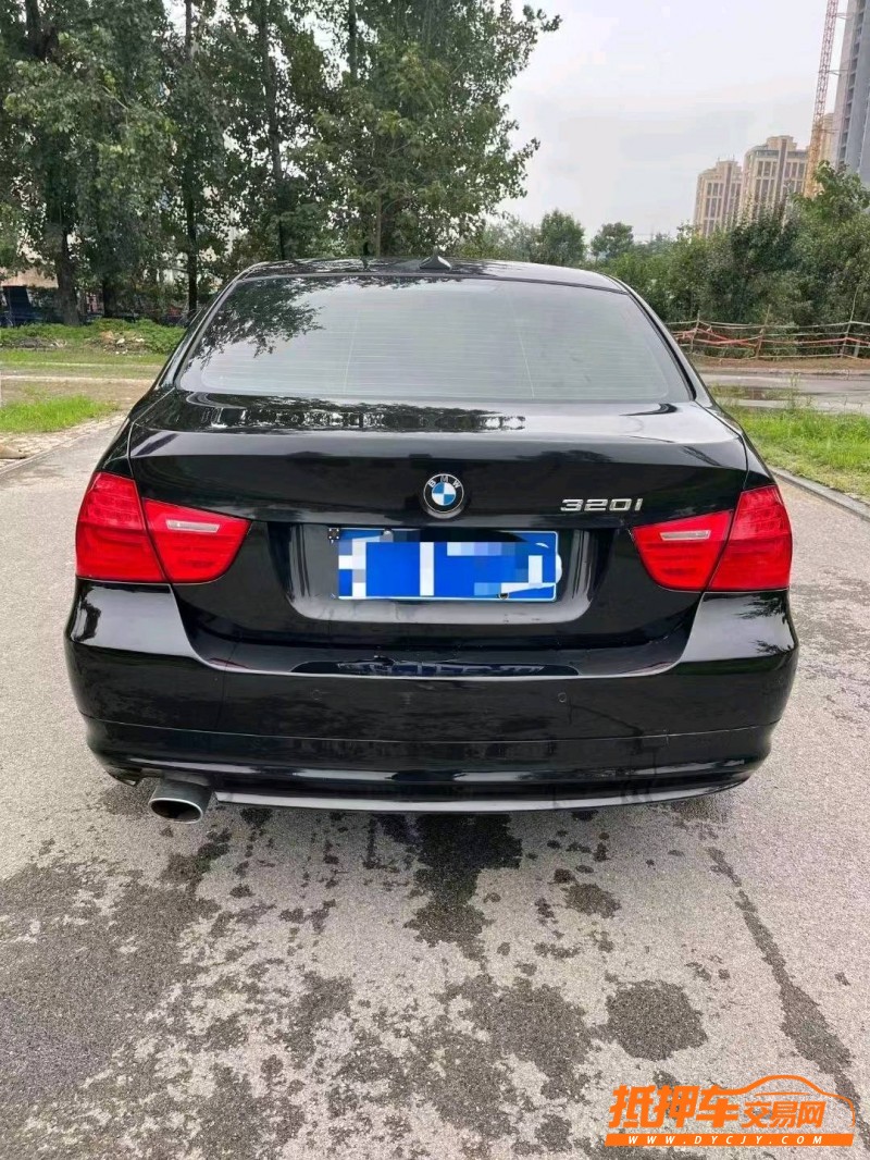 北京12年宝马3系9