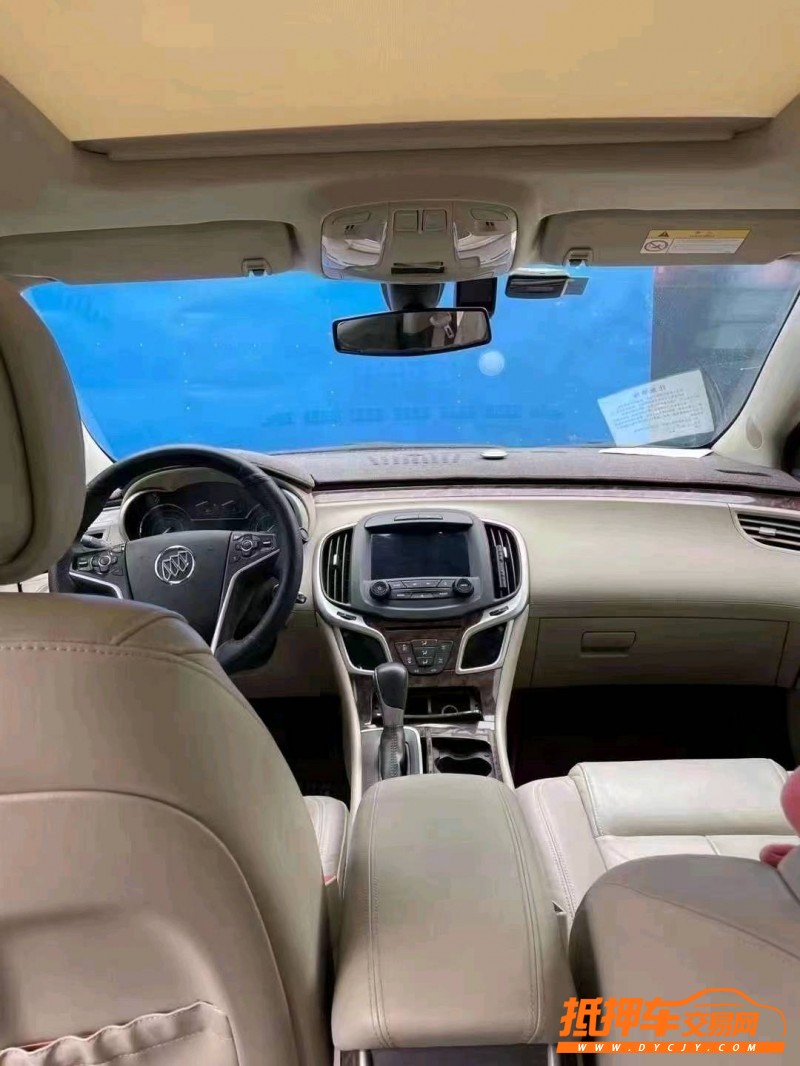 济宁14年别克君越5