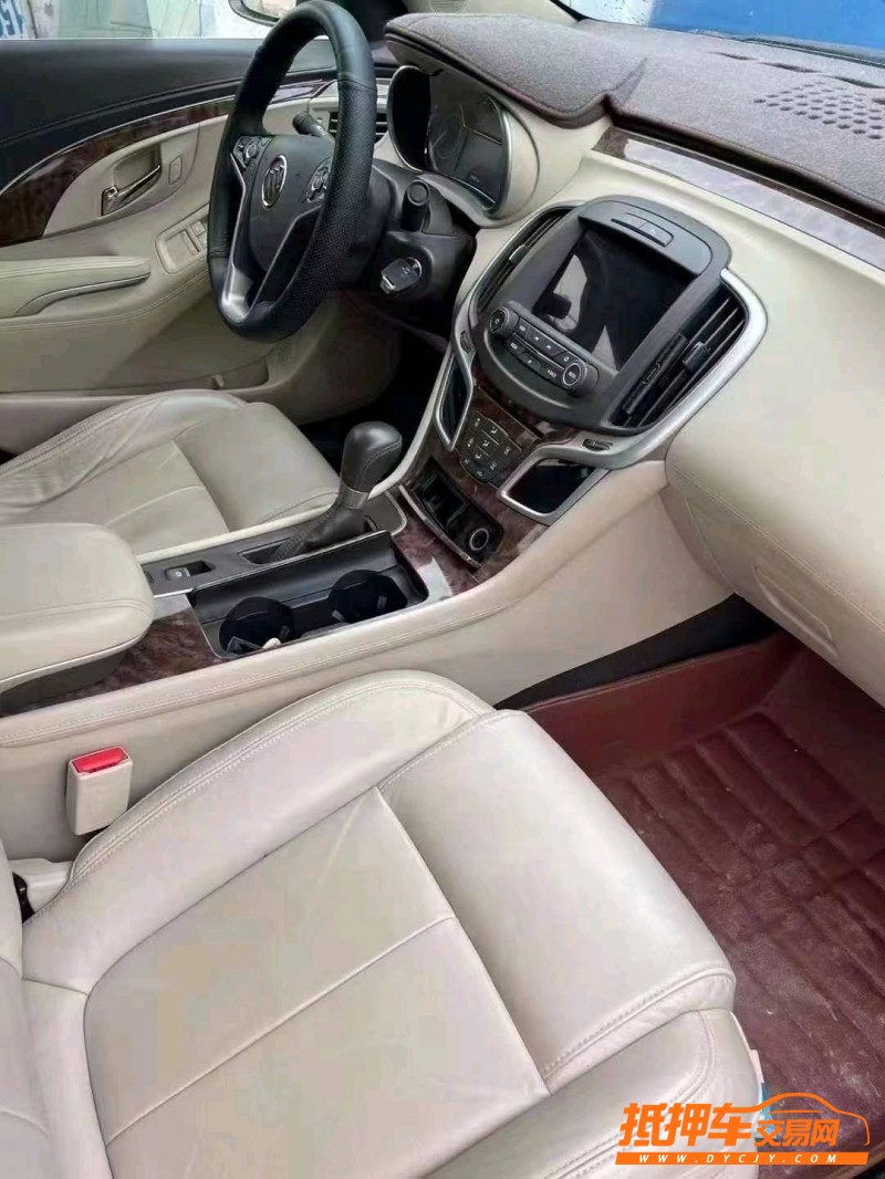 济宁14年别克君越7