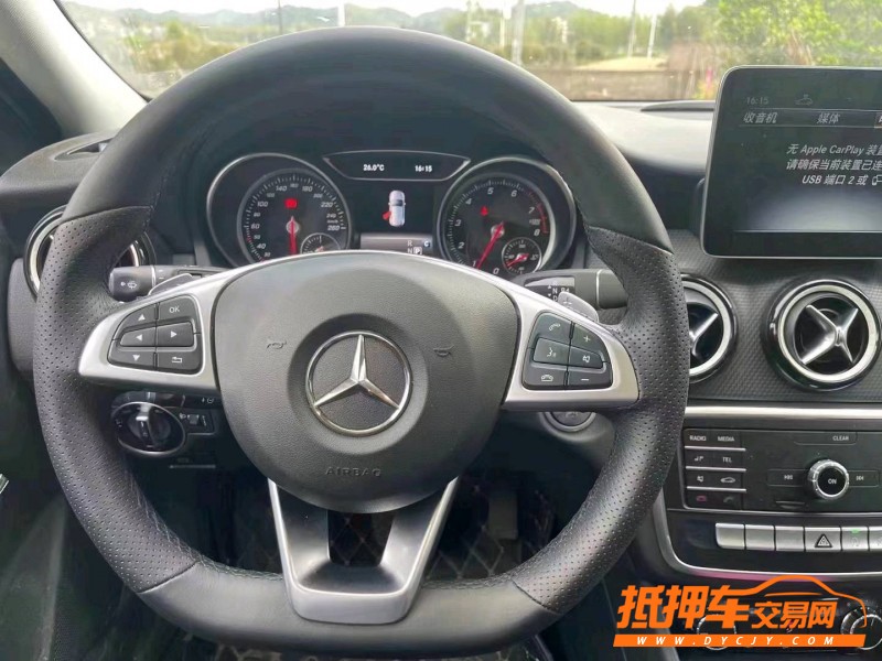 佛山19年奔驰GLA4