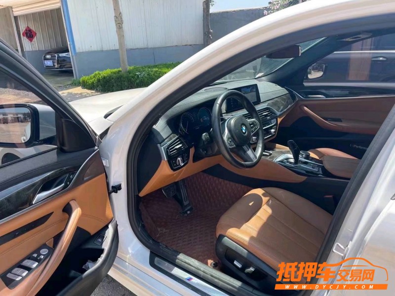 东营19年宝马5系8