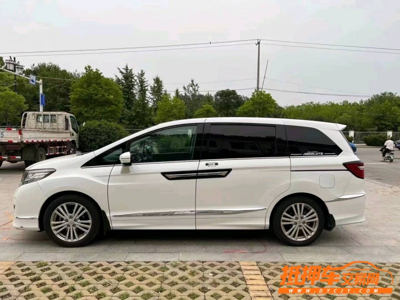 烟台18年本田艾力绅6