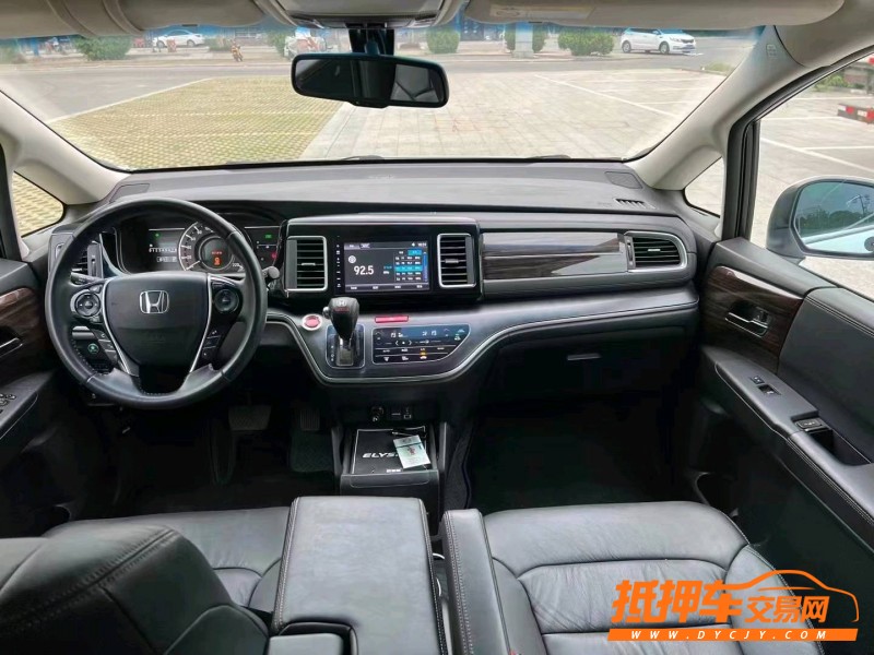 烟台18年本田艾力绅7