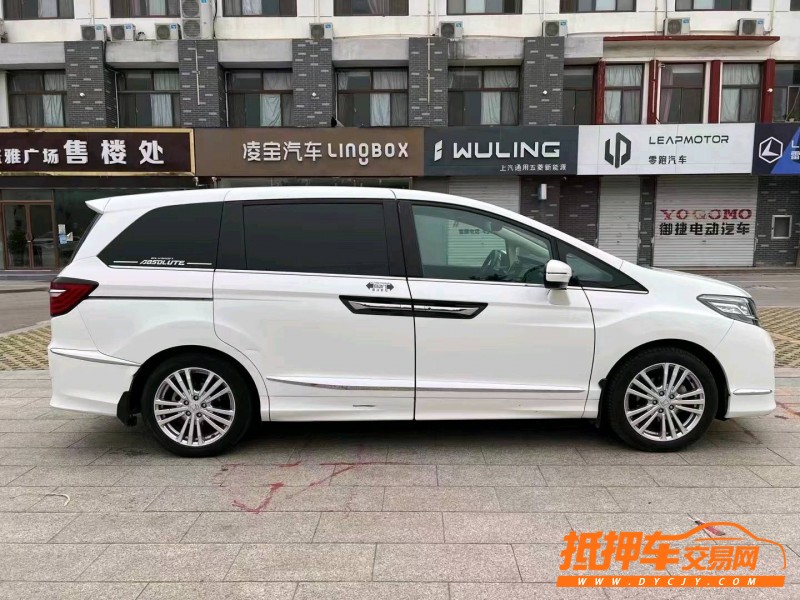 烟台18年本田艾力绅8