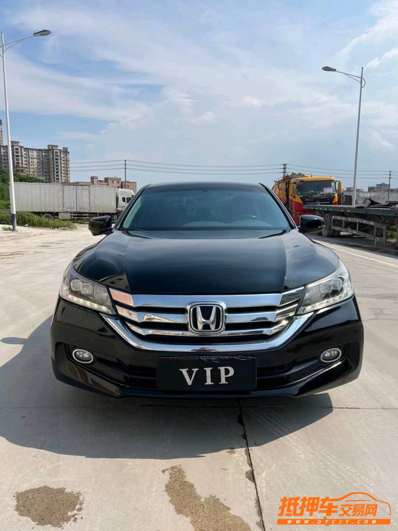东莞14年本田雅阁1