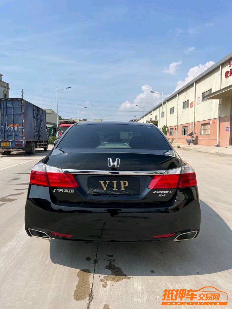 东莞14年本田雅阁9