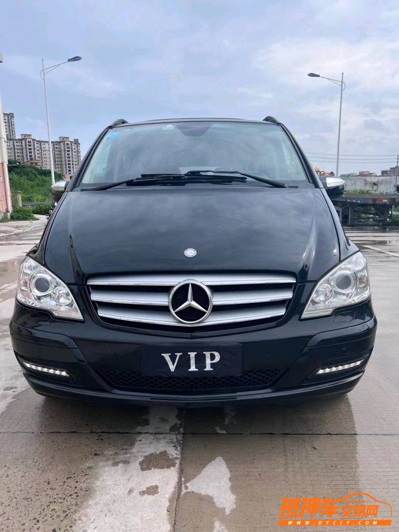 东莞13年奔驰威霆1