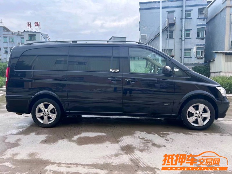 东莞13年奔驰威霆2