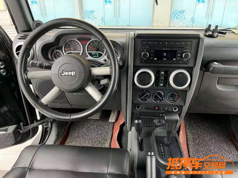 佛山11年Jeep牧馬人3