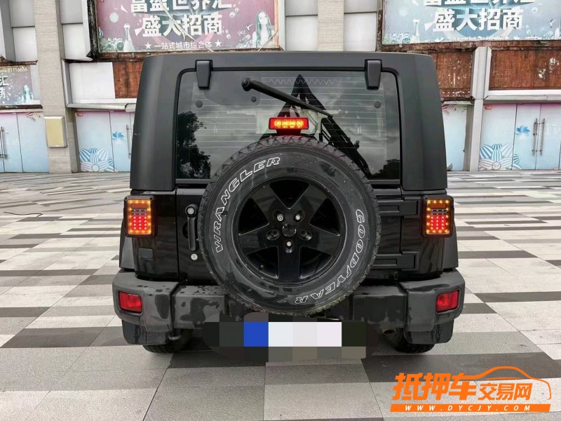 佛山11年Jeep牧馬人5