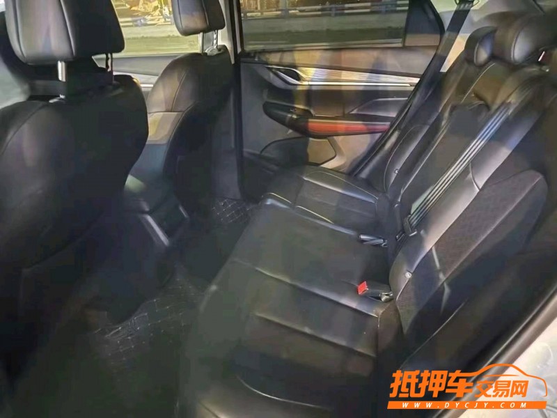 重慶20年長安汽車CS553