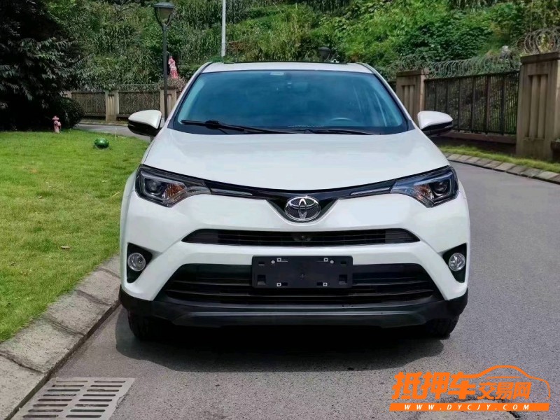 重慶18年豐田RAV4榮放1