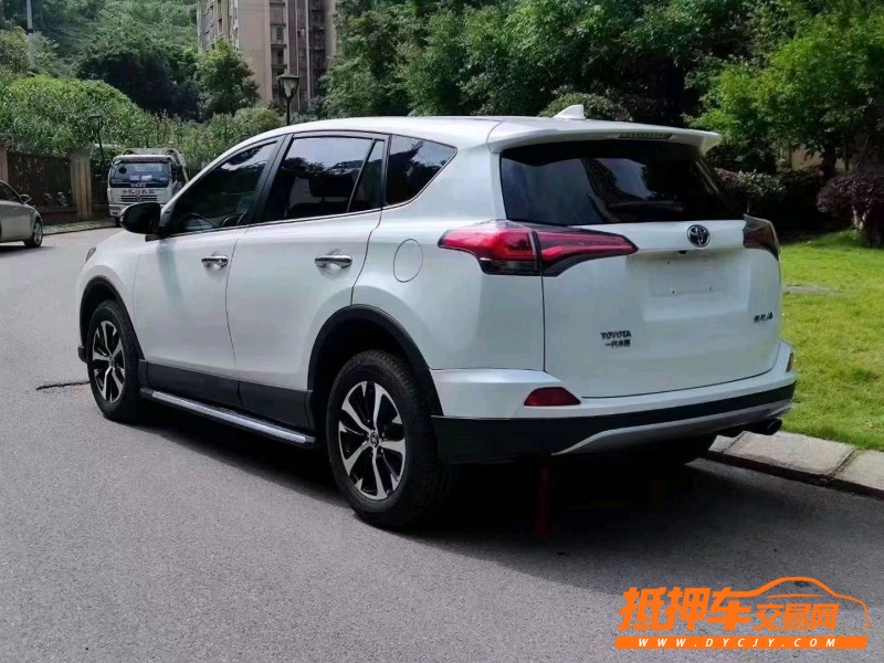 重慶18年豐田RAV4榮放4