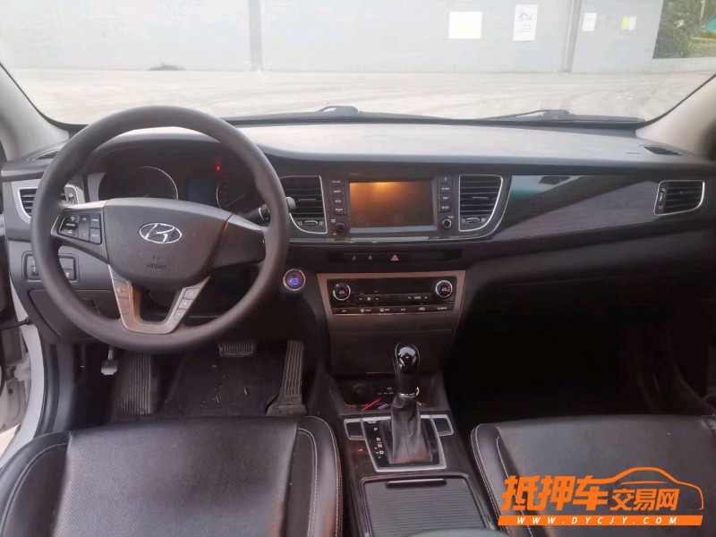 徐州17年现代名图8