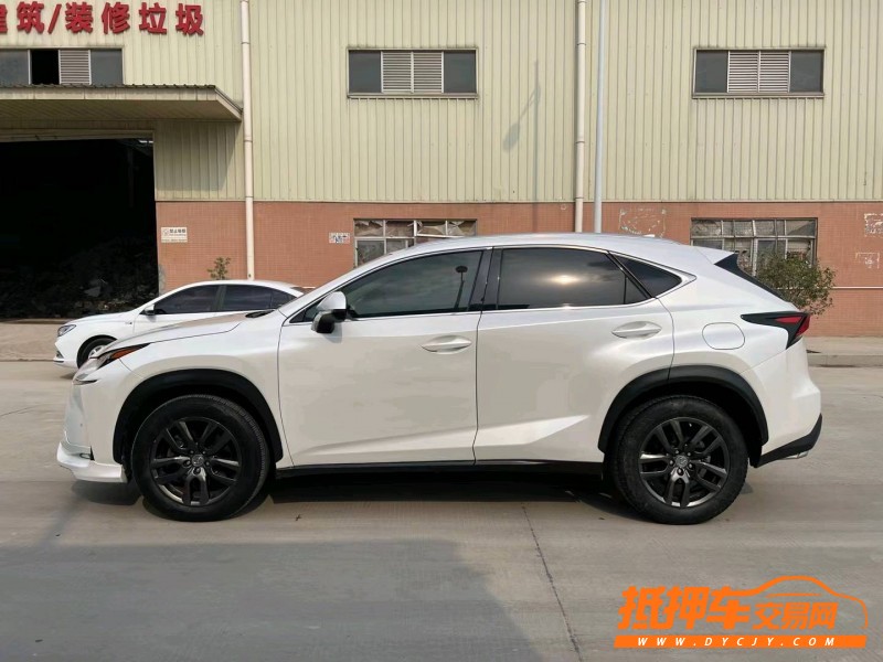 东莞16年雷克萨斯NX8