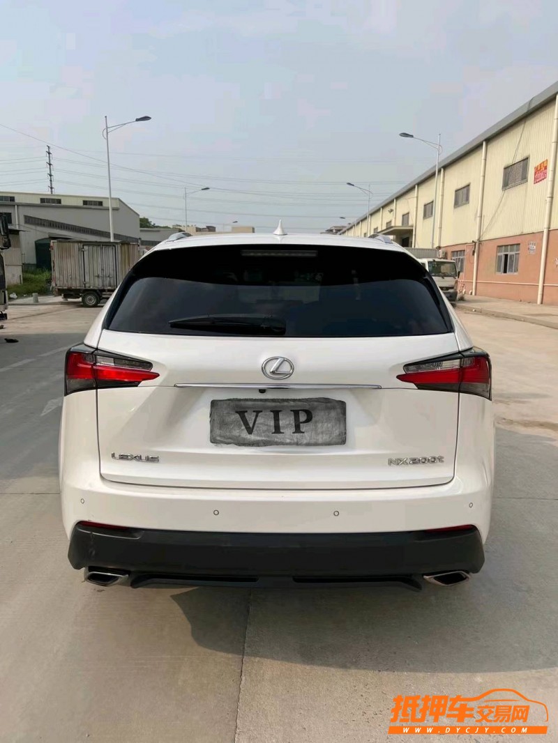 东莞16年雷克萨斯NX9