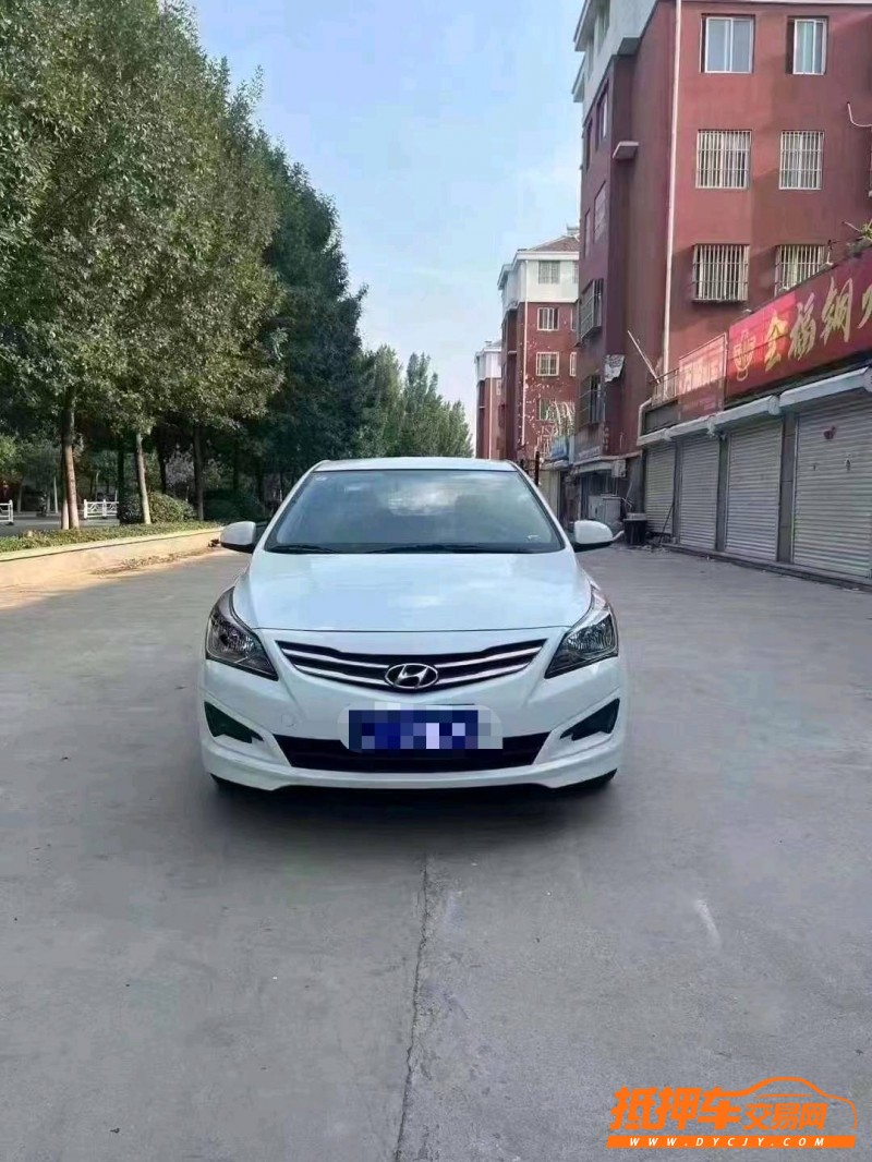 北京16年现代瑞纳1