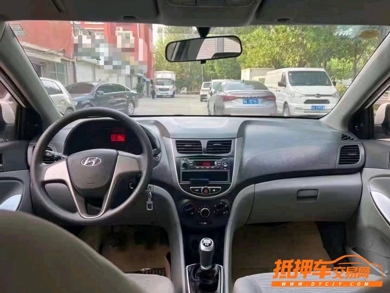 北京16年现代瑞纳5