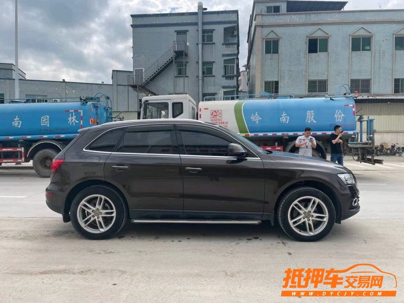 東莞16年奧迪Q57