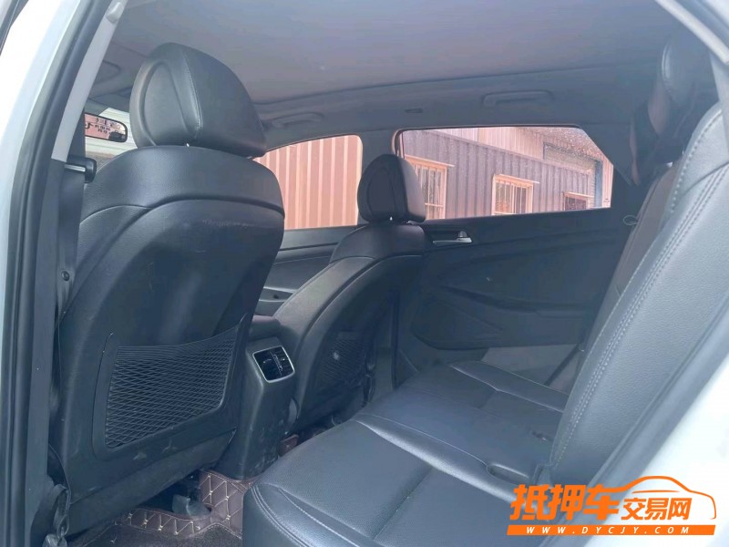 济宁17年现代途胜5