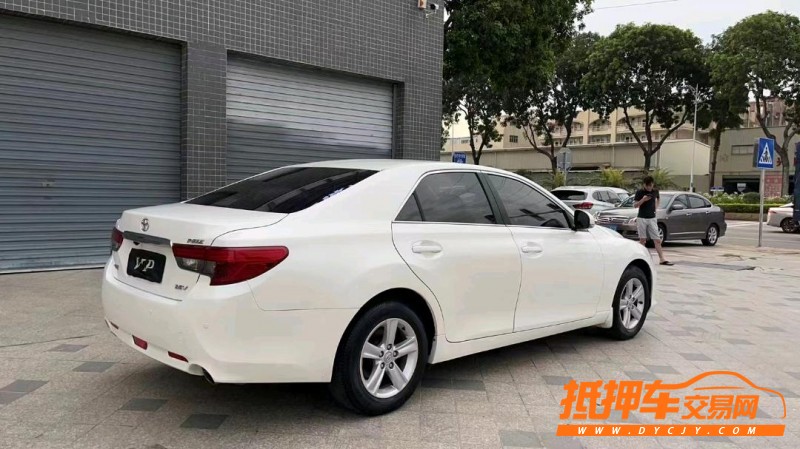 东莞15年丰田锐志8