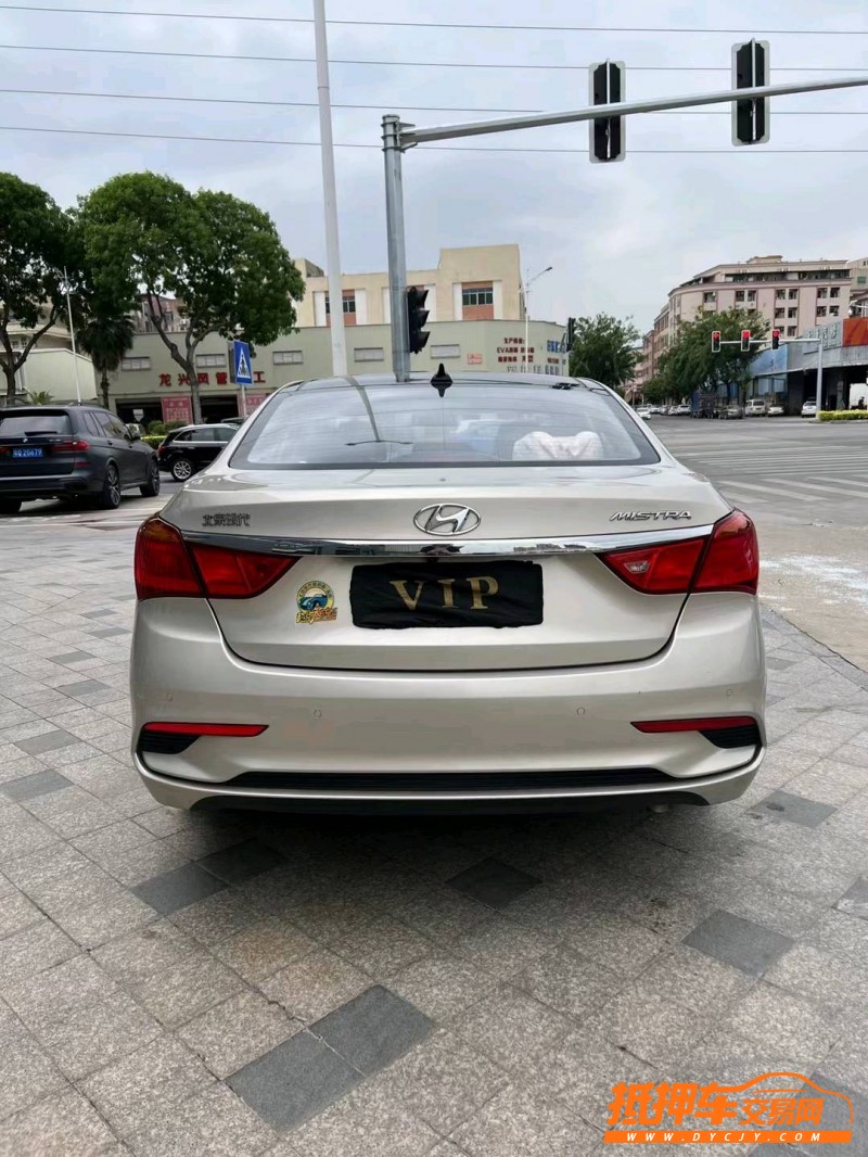 东莞18年现代名图9