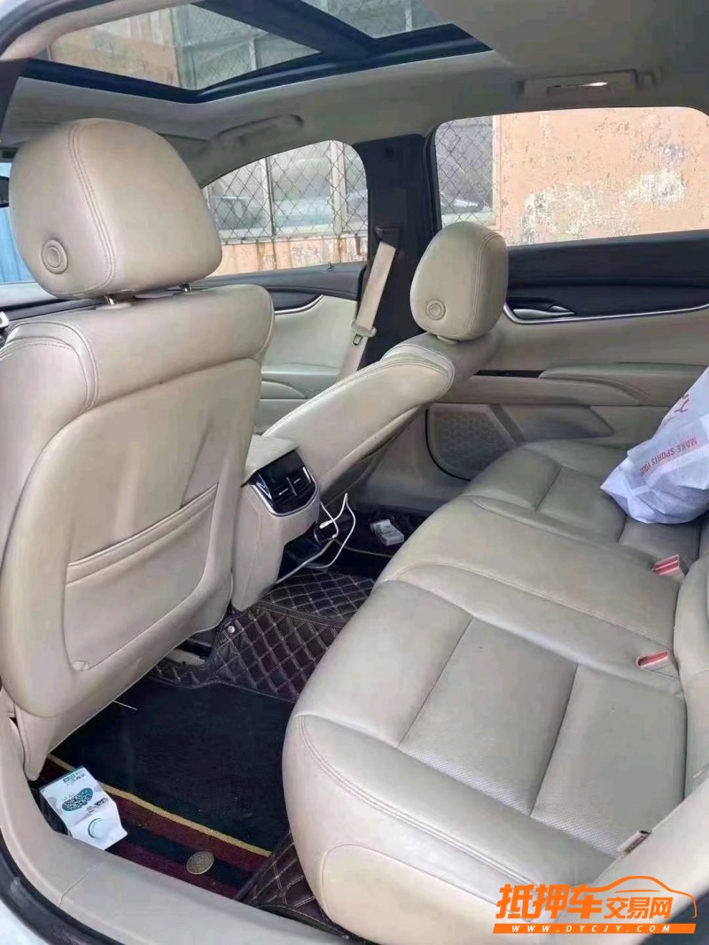 济宁16年凯迪拉克XTS5