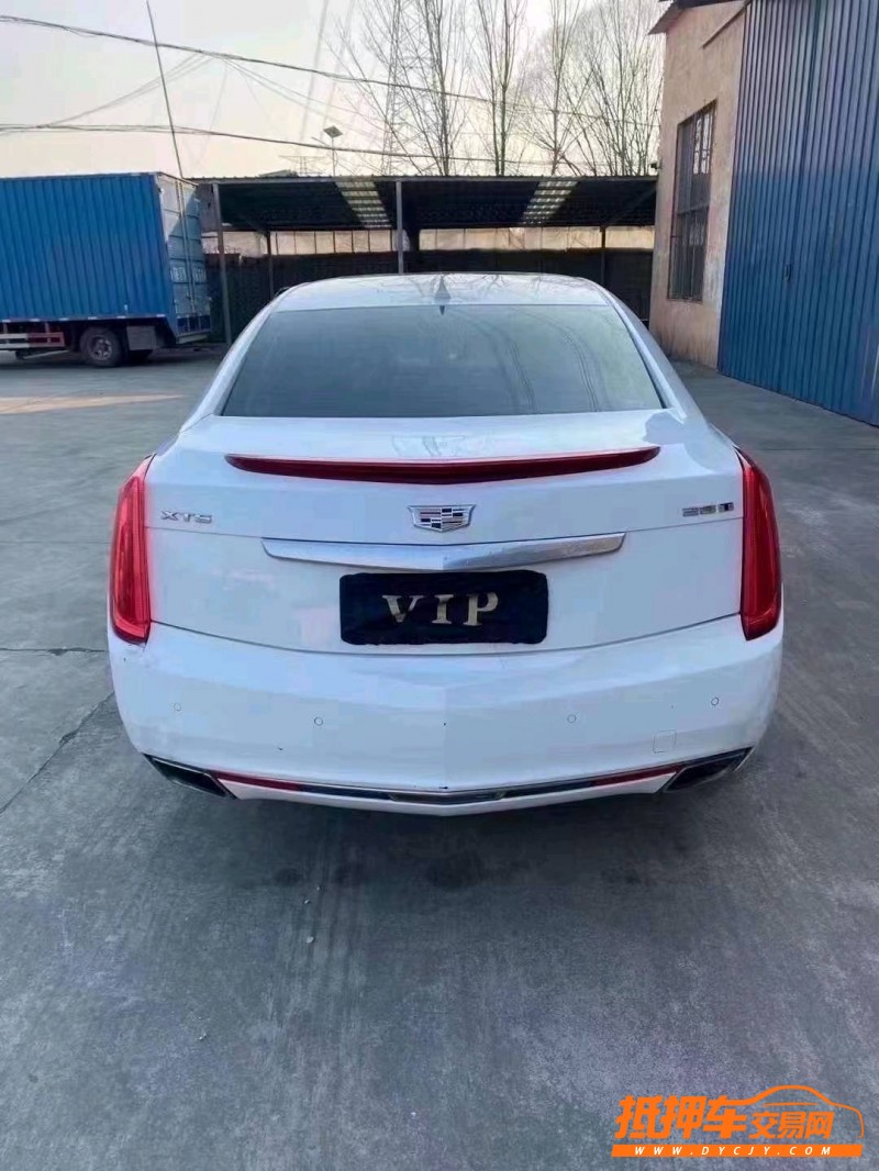 济宁16年凯迪拉克XTS8