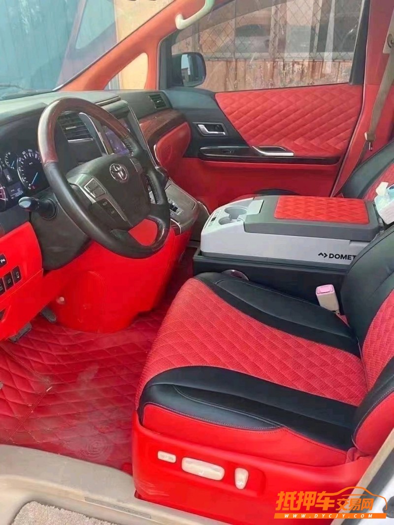 济宁14年丰田埃尔法4