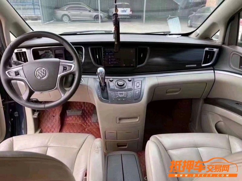 济宁12年别克GL86